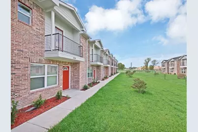 231 Fairfax Lane, Pasadena, TX 77502 - Photo 1