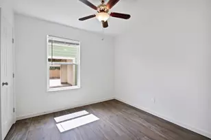 223 Fairfax Ln, Pasadena, TX 77502 - Photo 10