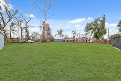 7502 Ley Road, Houston, TX 77028 - Photo 8