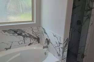 4108 Russell St, Houston, TX 77026 - Photo 6