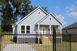 4108 Russell St, Houston, TX 77026 - Photo 2