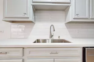 4950 Woodway Dr, Houston, TX 77056 - Photo 30