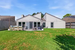 2211 Kinbrook Dr, Houston, TX 77077 - Photo 32