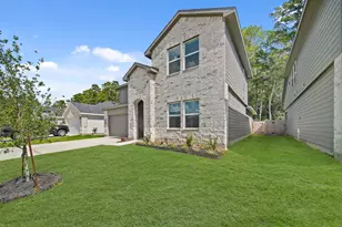 24819 Springbluff Vly Ct, Magnolia, TX 77355 - Photo 2