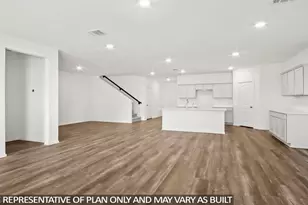 24819 Springbluff Vly Ct, Magnolia, TX 77355 - Photo 4