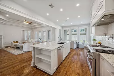 1802 Wakefield Drive, Houston, TX 77018 - Photo 18