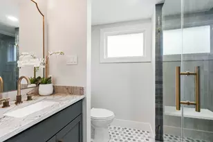 7525 Middlewood St, Houston, TX 77063 - Photo 34