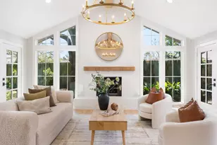 7525 Middlewood St, Houston, TX 77063 - Photo 1