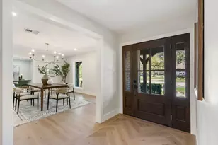 7525 Middlewood St, Houston, TX 77063 - Photo 10