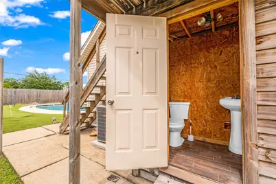 2202 Erin Glen Court, Deer Park, TX 77536 - Photo 48