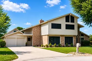 2202 Erin Glen Ct, Deer Park, TX 77536 - Photo 1