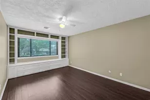 2202 Erin Glen Ct, Deer Park, TX 77536 - Photo 18