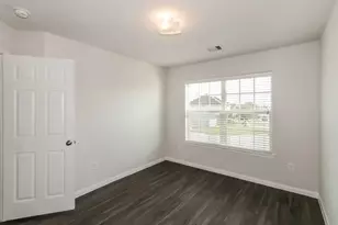 2678 Needles Throw Ln, Houston, TX 77038 - Photo 10