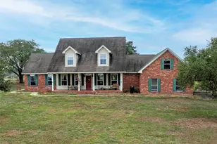 2040 W Guenther Ln, La Grange, TX 78945 - Photo 1