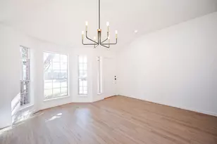 8610 Scaup Dr, Houston, TX 77040 - Photo 10