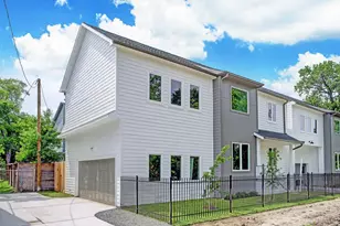 3827 Arlington St, Houston, TX 77018 - Photo 1