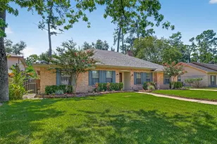 910 Kingsbridge Rd, Houston, TX 77073 - Photo 2