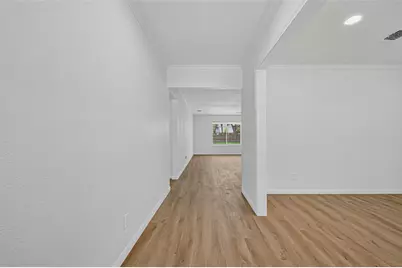 910 Kingsbridge Road, Houston, TX 77073 - Photo 6