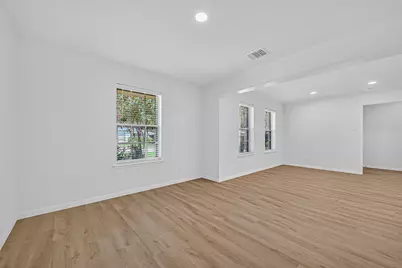 910 Kingsbridge Road, Houston, TX 77073 - Photo 8