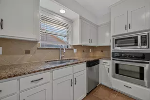 910 Kingsbridge Rd, Houston, TX 77073 - Photo 14