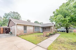 10823 Overlea Dr, Houston, TX 77089 - Photo 2