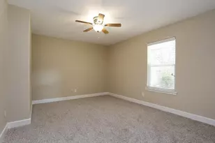 12531 Hazelwood Ln, Houston, TX 77077 - Photo 14
