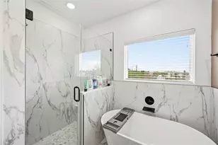 2502 Tuam St, Houston, TX 77004 - Photo 28