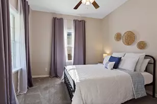 427 W 1st St, Freeport, TX 77541 - Photo 14