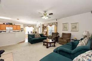 4902 Quiet Canyon Dr, Friendswood, TX 77546 - Photo 10