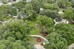8507 Grove Park Dr, Houston, TX 77095 - Photo 32