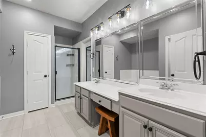 2304 Meadows Boulevard, League City, TX 77573 - Photo 22