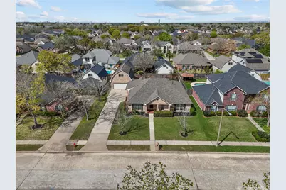 2304 Meadows Boulevard, League City, TX 77573 - Photo 44