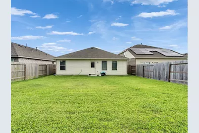 9818 Wembley Vista Court, Baytown, TX 77521 - Photo 26