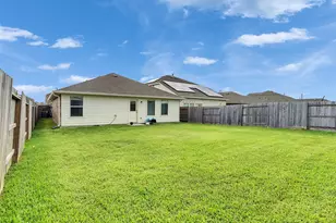 9818 Wembley Vis Ct, Baytown, TX 77521 - Photo 28