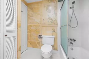 15 Greenway Plz, Houston, TX 77046 - Photo 22