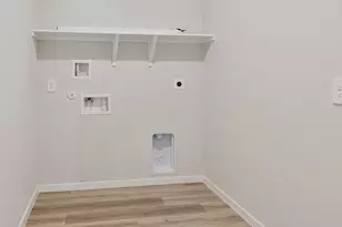 1010 Blue Stone Dr, Beasley, TX 77417 - Photo 10