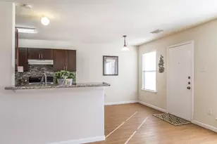 14202 Ballfour Park Ln, Houston, TX 77047 - Photo 4