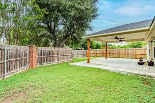 7501 Marble Ridge Dr, Austin, TX 78747 - Photo 24
