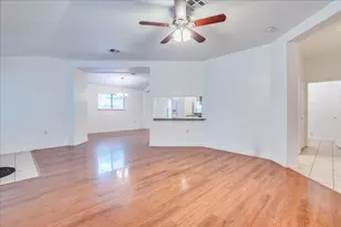 7501 Marble Ridge Dr, Austin, TX 78747 - Photo 12