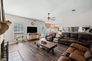 2904 Brandenburg Ln, Brenham, TX 77833 - Photo 4