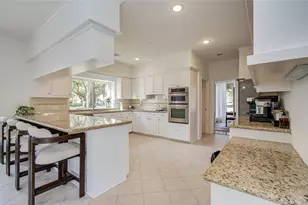 15835 N Barkers Landing Rd, Houston, TX 77079 - Photo 16