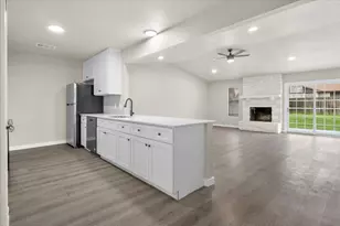 502 Pin Tail Ln, Taylor, TX 76574 - Photo 10