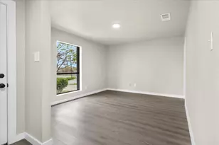 502 Pin Tail Ln, Taylor, TX 76574 - Photo 6