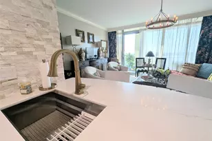 801 E Beach Dr, Galveston, TX 77550 - Photo 10