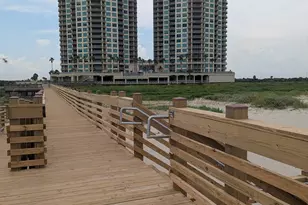 801 E Beach Dr, Galveston, TX 77550 - Photo 40
