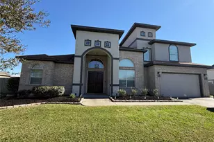 3406 Eagle Creek Dr, Baytown, TX 77523 - Photo 1
