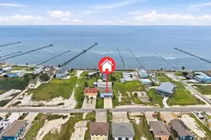 1306 S Magnolia St, Rockport, TX 78382 - Photo 4