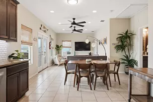 1306 S Magnolia St, Rockport, TX 78382 - Photo 10
