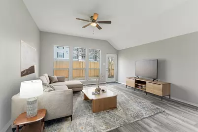 11902 Jansells Crossing Drive, Houston, TX 77065 - Photo 4