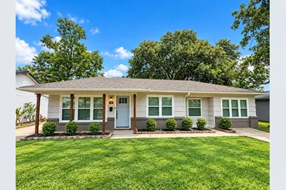 306 Wisteria Street, Lake Jackson, TX 77566 - Photo 1